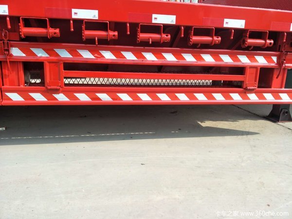 13.75米低平板，前后可做等宽低平板半挂车图片