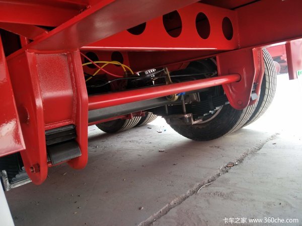 13.75米低平板，前后可做等宽低平板半挂车图片