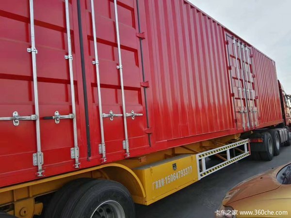 翼展式半挂骨架式集装箱半挂车图片