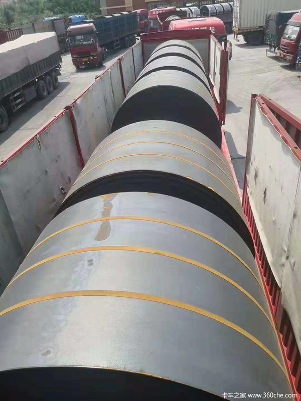 拉钢卷专用车栏板式半挂车图片