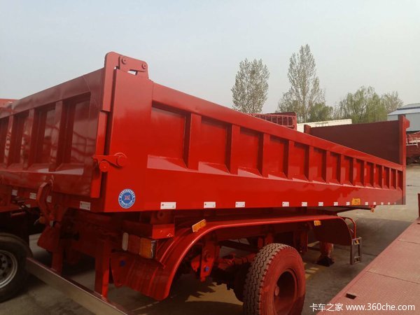 标准后翻自卸半挂车，可卧底，可做加高边板，宝钢高强度钢制作，国际进出口自卸半挂车图片