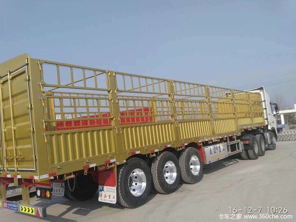 全新一体侧翻：11米长?2.55米宽?1.8米高自卸半挂车图片