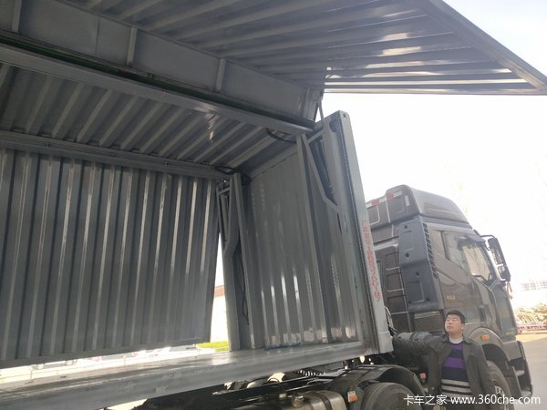 展翼箱骨架箱一体分体骨架式集装箱半挂车图片