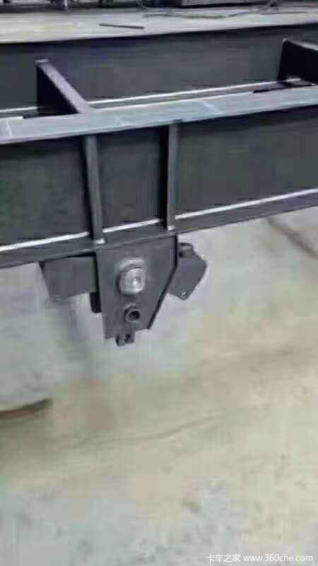 17.5米/3米超轻型大板低平板半挂车图片