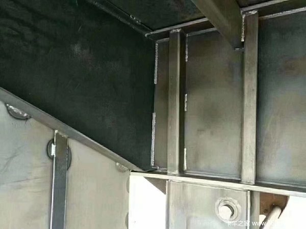 17.5米/3米超轻型大板低平板半挂车图片