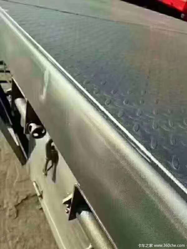 17.5米/3米超轻型大板低平板半挂车图片