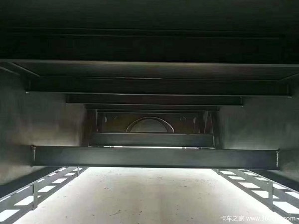 17.5米/3米超轻型大板低平板半挂车图片