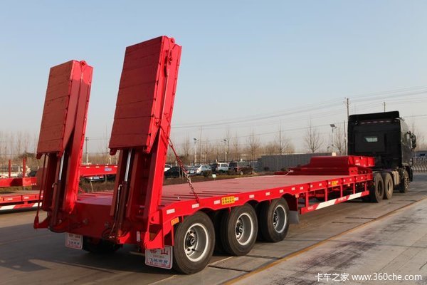 长9米/11米/13米/13.75米/17.5米特种设备运输半挂车凹梁式低平板图片