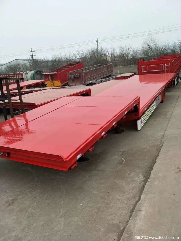 13.75米大板低平板半挂车图片