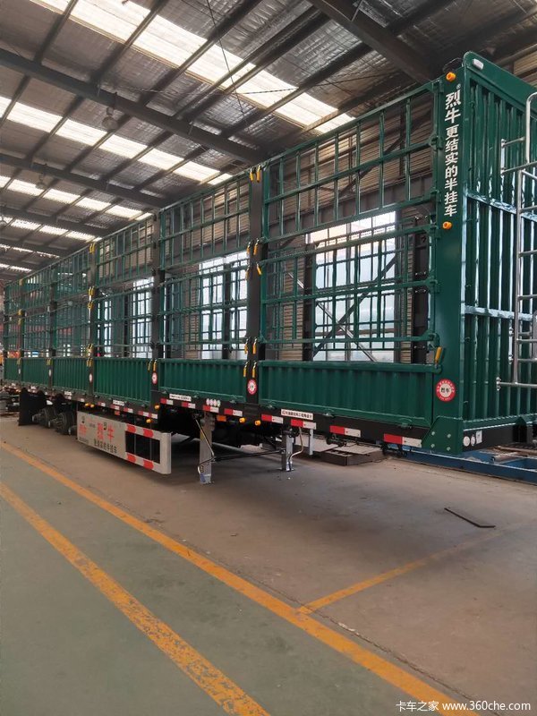 13米仓栏半挂车，更结实的半挂车仓栅式半挂车图片