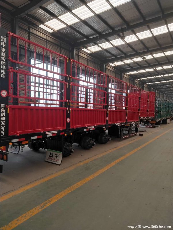 13米仓栏半挂车，更结实的半挂车仓栅式半挂车图片