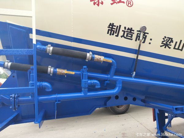 最轻的罐车粉粒物料运输半挂车图片