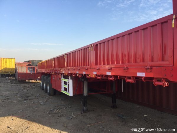 13米半挂车自重轻强度高支持以旧换新以重换轻栏板式半挂车图片