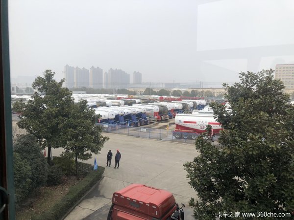 自重轻打灰快支持以旧换新以重换轻罐式半挂车图片