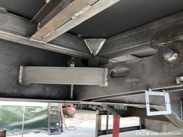 13米11米平板侧翻半挂车支持以旧换新自卸半挂车图片