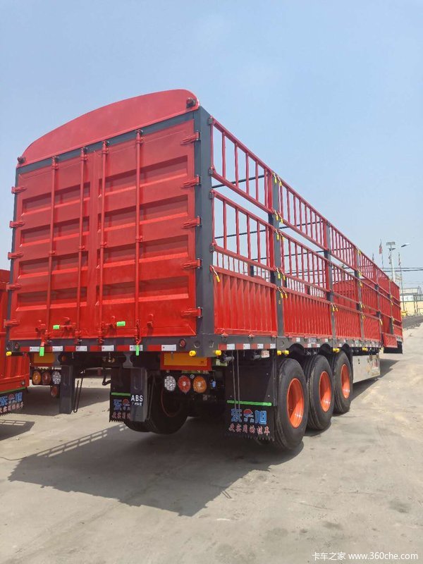高端挂车，电泳漆喷粉，质保7年不掉色不掉漆防腐蚀仓栅式半挂车图片