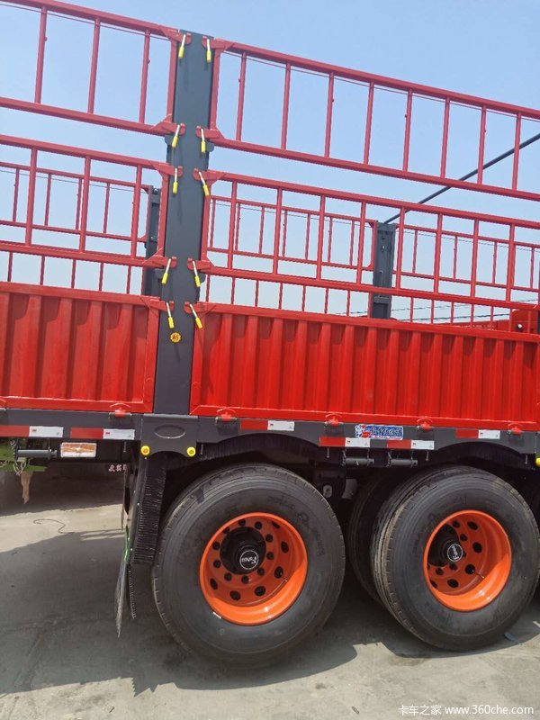 高端挂车，电泳漆喷粉，质保7年不掉色不掉漆防腐蚀仓栅式半挂车图片