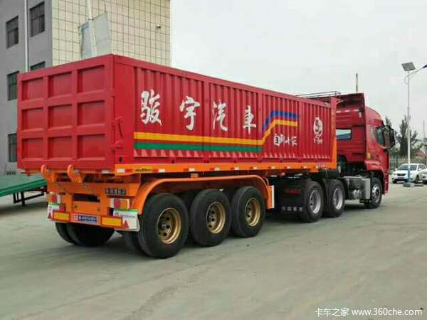 订做各种车型车辆运输半挂车图片