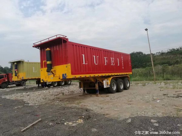 长度9米宽度2.55米高度2米后翻半挂车自卸半挂车图片