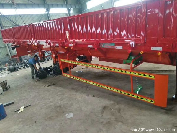 13米标车侧翻现车销售自卸半挂车图片