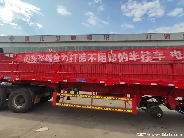 最耐疲劳的侧翻自卸车自卸半挂车图片