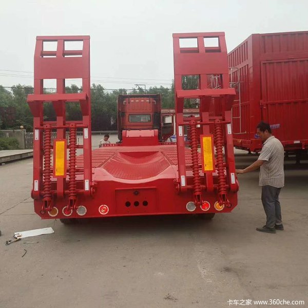 低平板半挂车勾机板系列低平板半挂车图片