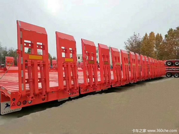 长期供应各种低平板半挂车低平板半挂车图片