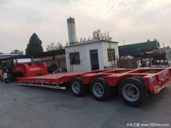 13.75前后等宽可抽拉13米工程机械低平板大件运输液压爬梯半挂车低平板半挂车图片
