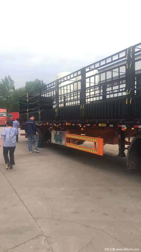13米仓栏式半挂车仓栅式半挂车图片