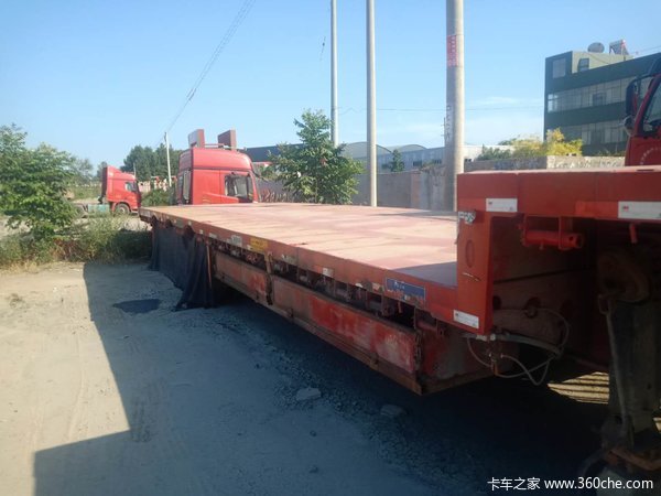 13.75-3米宽低平板半挂车图片