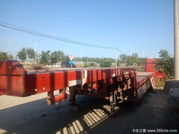 13.75-3米宽低平板半挂车图片