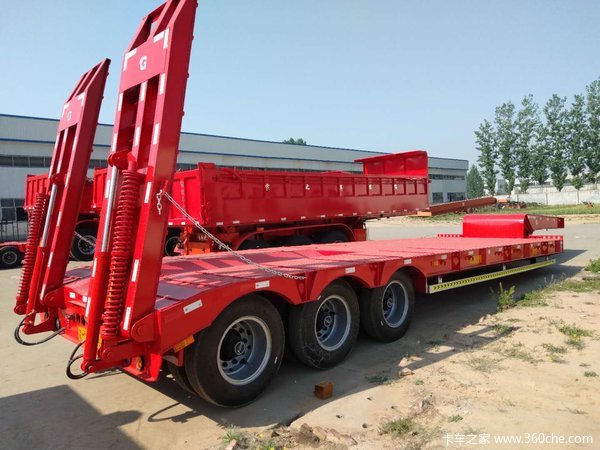 低平板半挂车整车高强钢制作厂家直销低平板半挂车图片