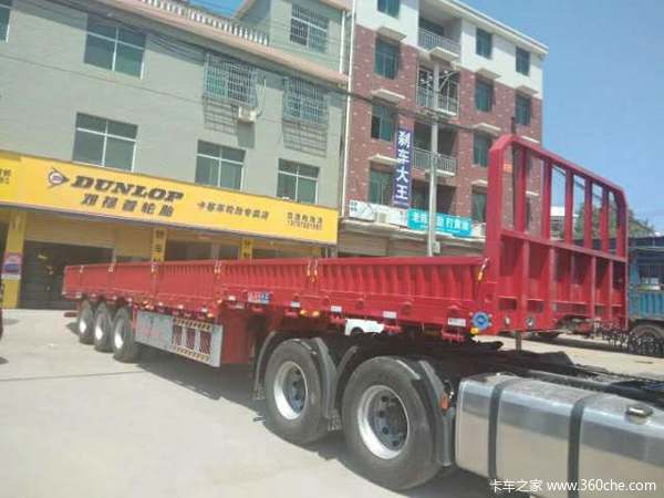 鹅颈标车，平板标车栏板式半挂车图片