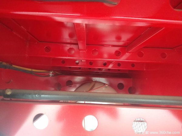 鹅颈标车，平板标车栏板式半挂车图片