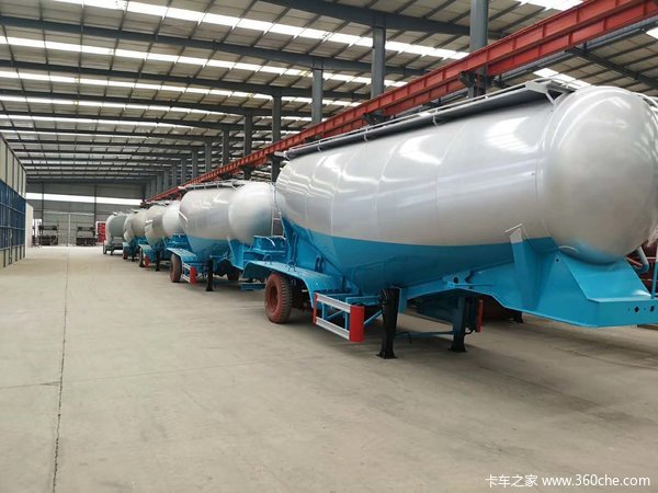 散装水泥罐车罐式半挂车图片