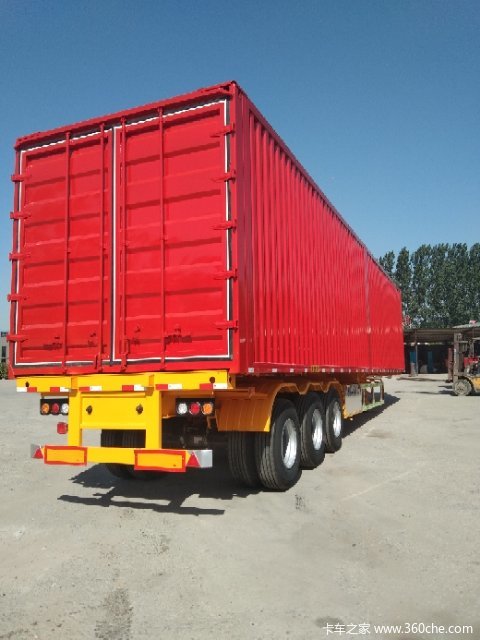 厂家直销各种半挂车，标箱，自卸后翻，支持以旧换新，分期付款。栏板式半挂车图片
