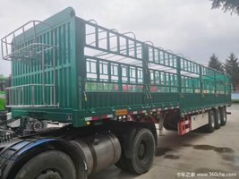 名奇轻体挂车仓栅式半挂车
