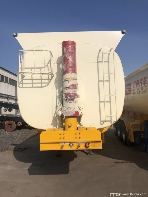 梁山跃通厂家直销—罐式后翻40T—60T罐式半挂车图片