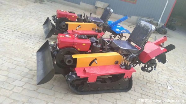 开沟回填农用车自卸半挂车图片