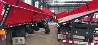 轻量化侧卸半挂车自卸半挂车图片