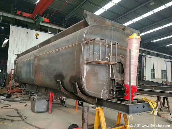 罐式后翻自卸车带手续罐式半挂车图片