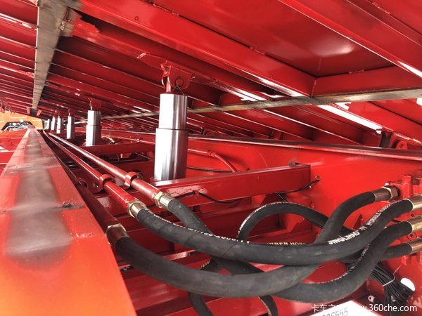 13米600箱板，全国正常上户型、可包牌自卸半挂车图片