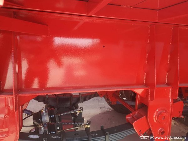 支持分期付款，首付低，下款快。自卸半挂车图片