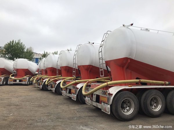 粉罐领导者，35方自重5.4吨，现车三万提车粉粒物料运输半挂车图片