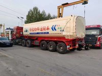 8.5-9.0-9.9米颗粒粉物料后翻自卸车粉粒物料运输半挂车图片