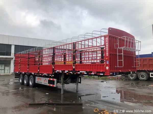 烈牛13米仓栅半挂，贵州重汽合作伙伴！厂配桥，富华桥，进口桥可选！仓栅式半挂车图片