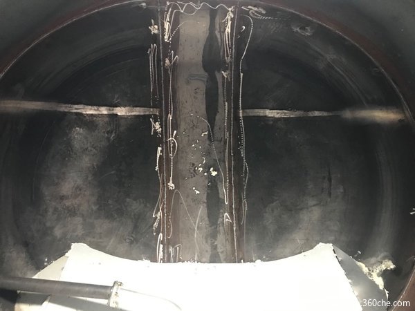 中航开乐—粉罐车领导者，35方下灰半挂，自重5.4，现车3万提车。粉粒物料运输半挂车图片