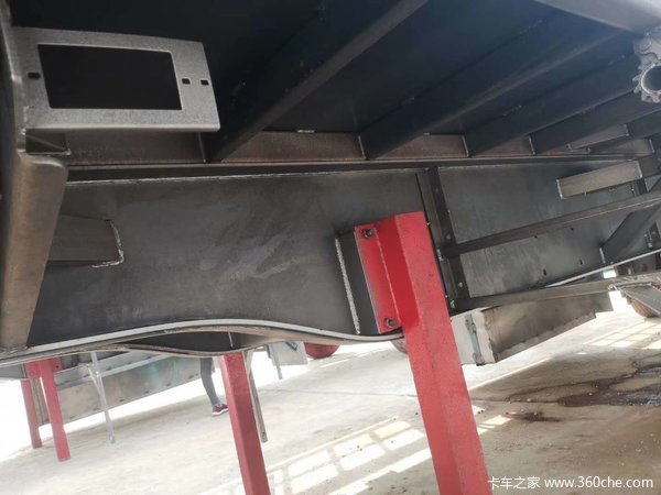 现车出售，现车出售11米～13米标车侧翻。自卸半挂车图片