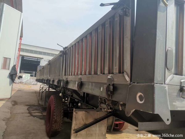 现车出售，现车出售11米～13米标车侧翻。自卸半挂车图片