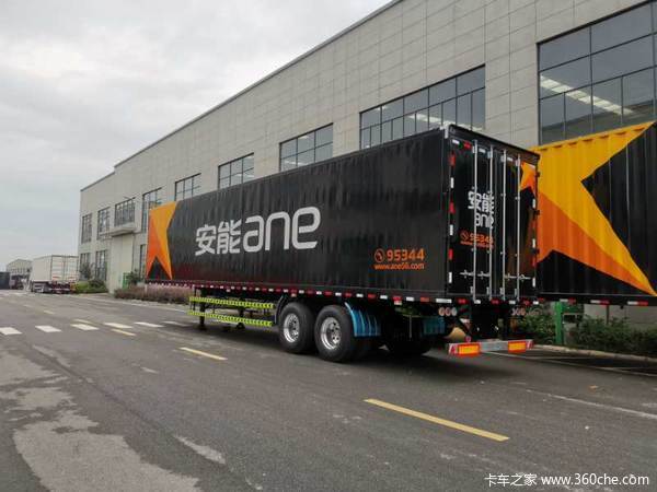 物流用车集装箱式半挂车图片
